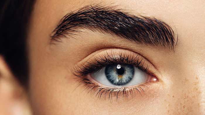 چشم‌های درشت و گیرا