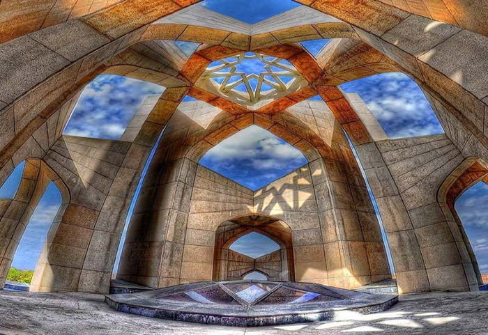 مقبره الشعرا (Maghbaratoshoara)