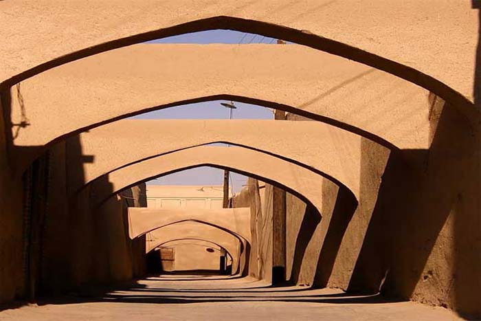 ساباط (Sabāt): سایه‌بان صمیمیت