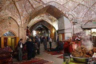 سفرو گردشگری بازار سنتی کرمانشاه و خیابان مدرس
